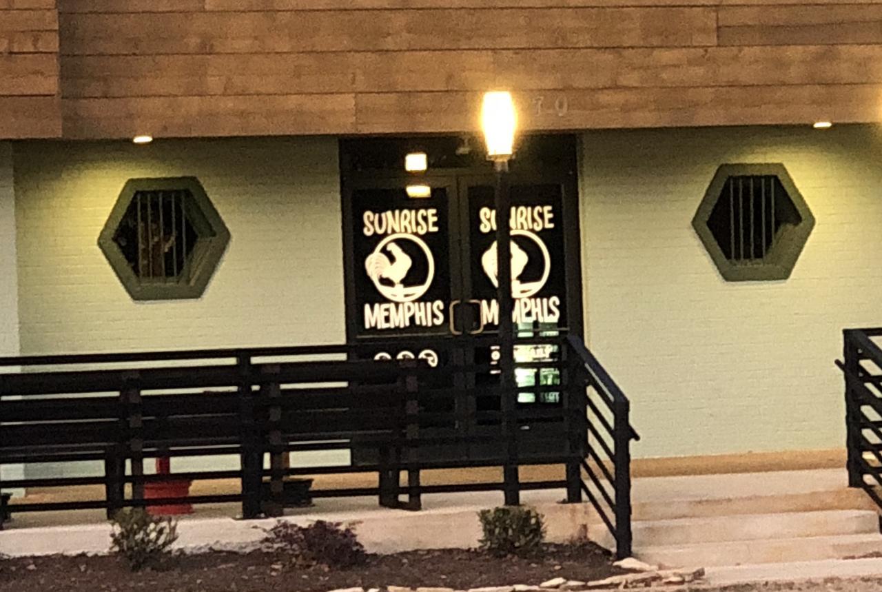 Downtown Memphis Shellcrest Apartments מראה חיצוני תמונה